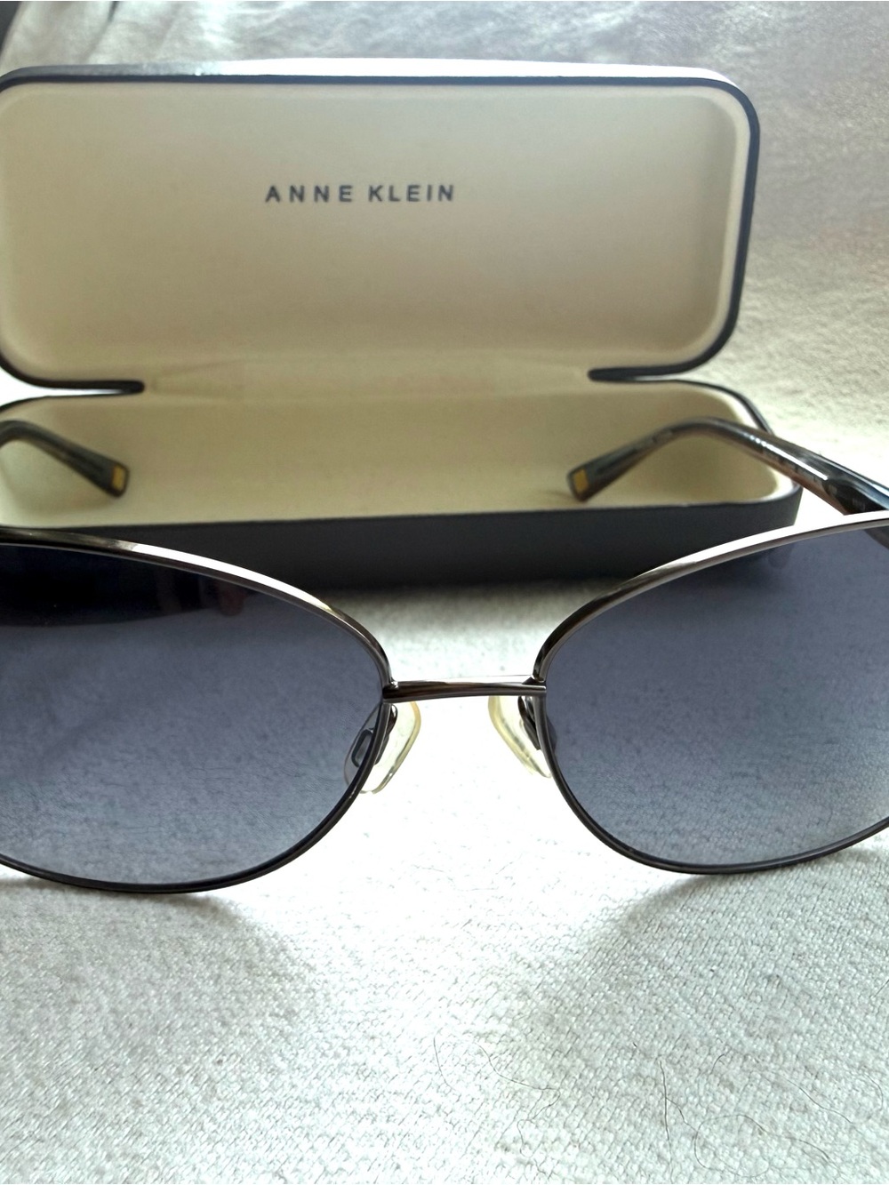 Anne Klein Gunmetal Frame Sunglasses with Gray Gradient Lenses and case